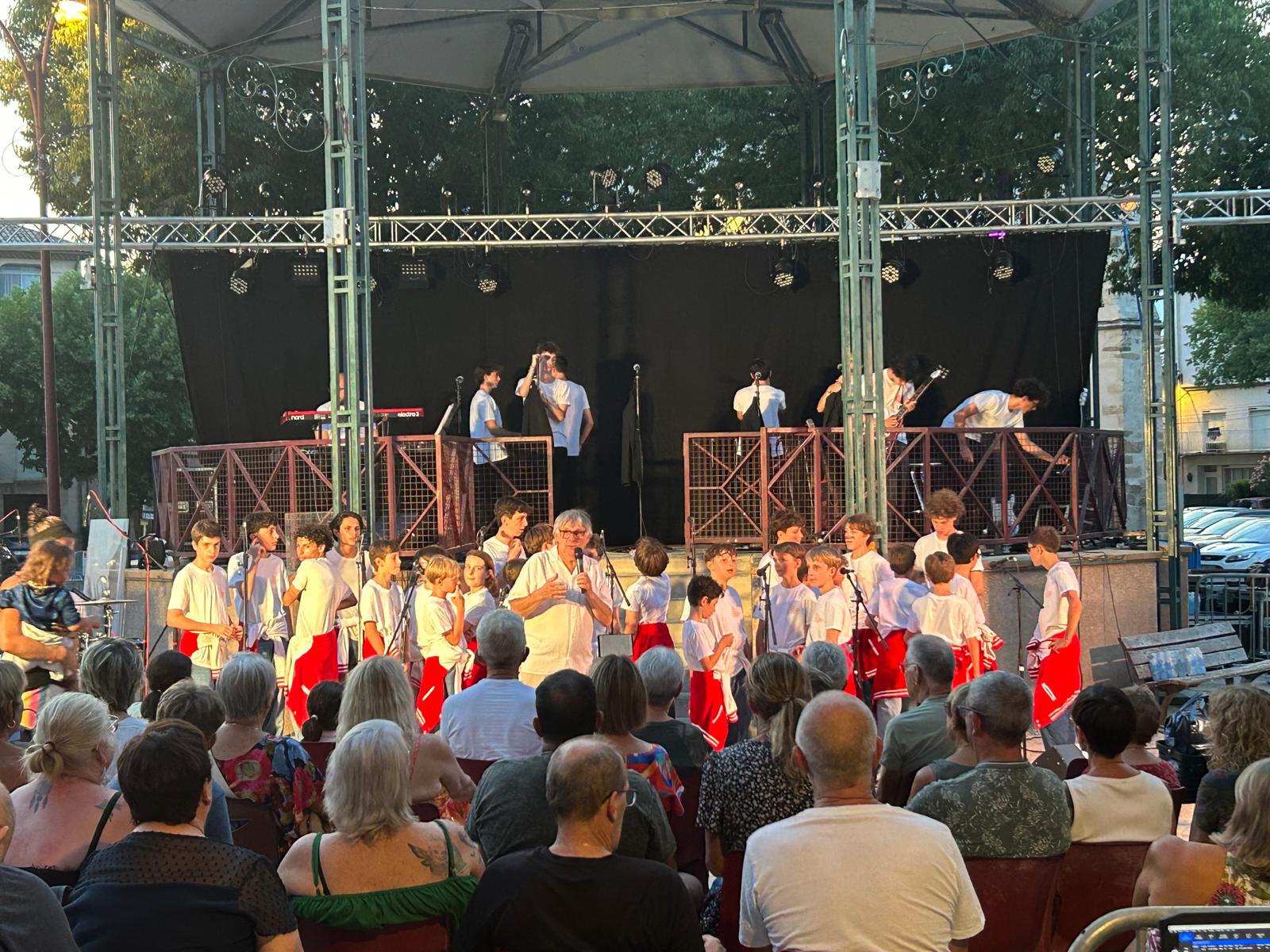 Les Petits Chanteurs d&rsquo;Asnières : quand le Poulailler tend l&rsquo;oreille…
